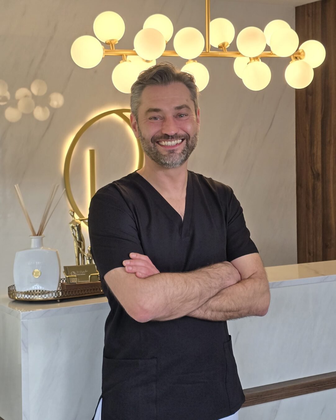Dr Ricardo Aroso